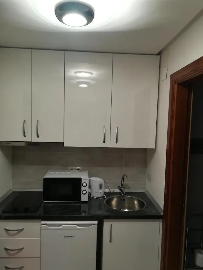 דירות פואנגירולה Apartamento Marina Nacional 0*,